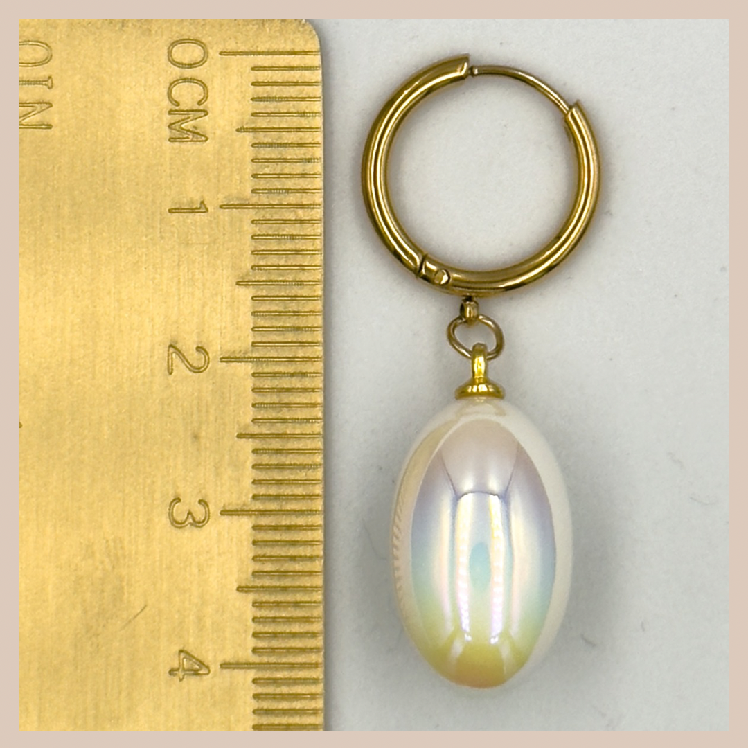 Aurora Iridescent Oval Drops - White