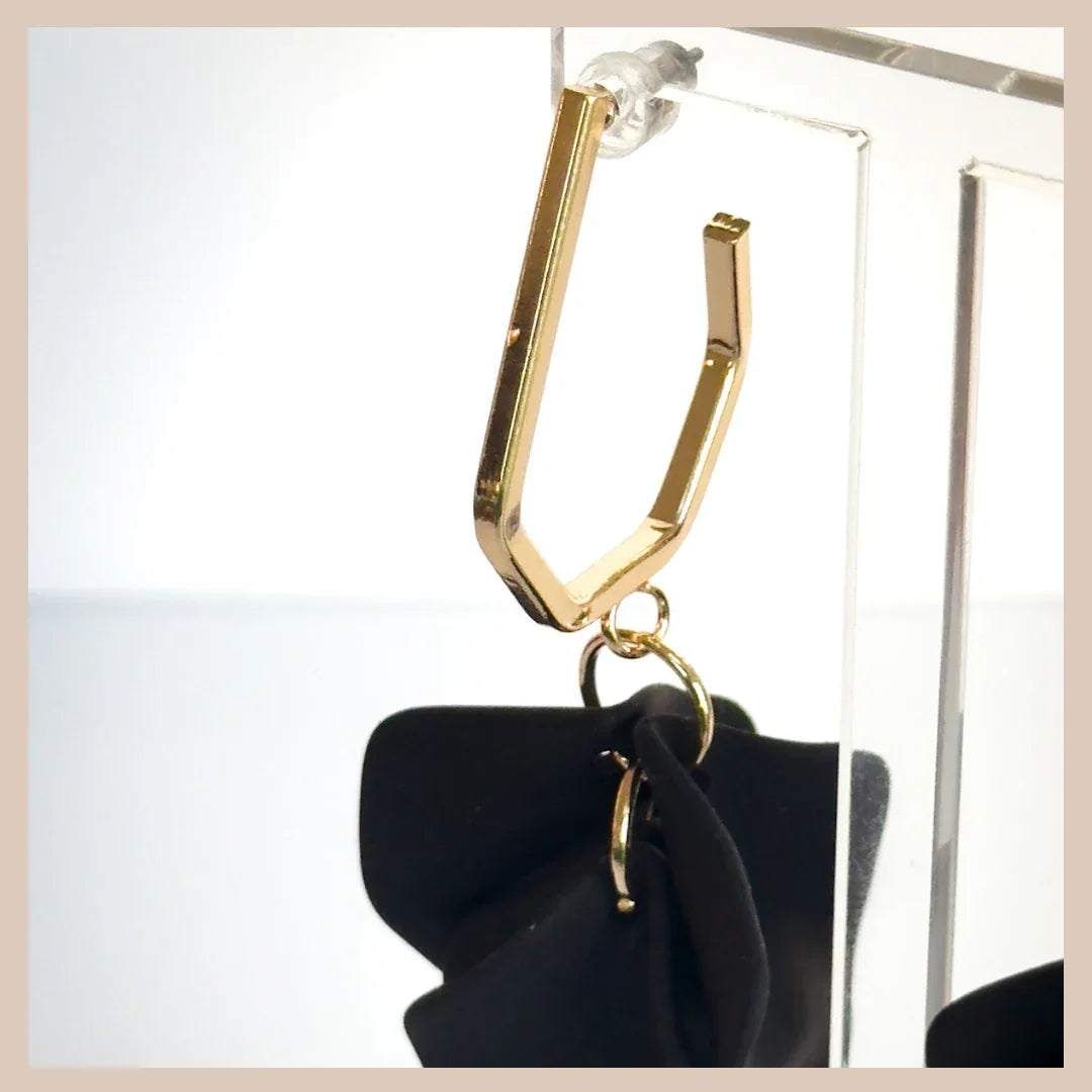 Acrylic Petal Short Drop Earrings - Jet Black