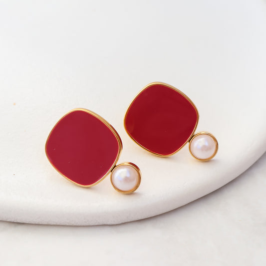 Viva Pearl Stud Earrings - Clay Red