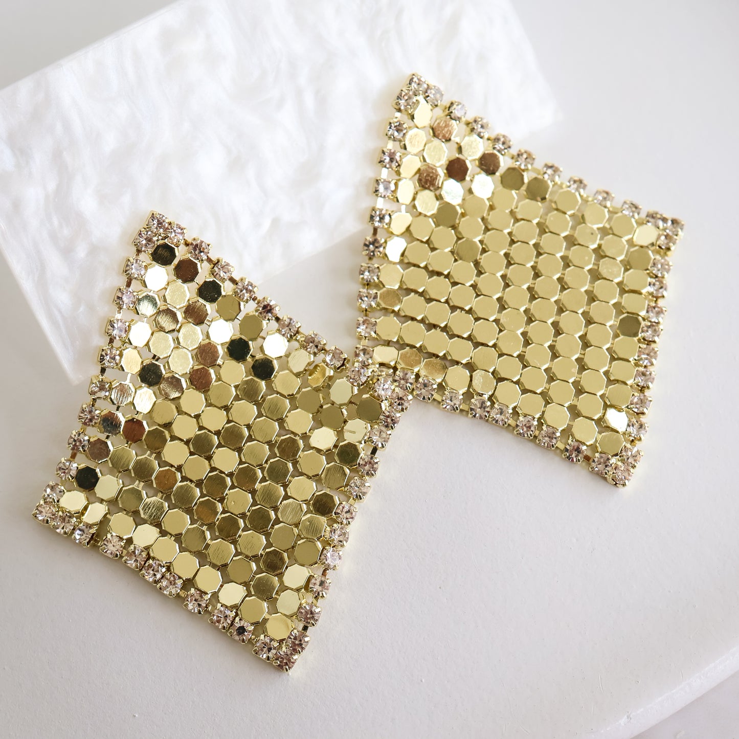 Gala Glow Drop Earrings - Gold