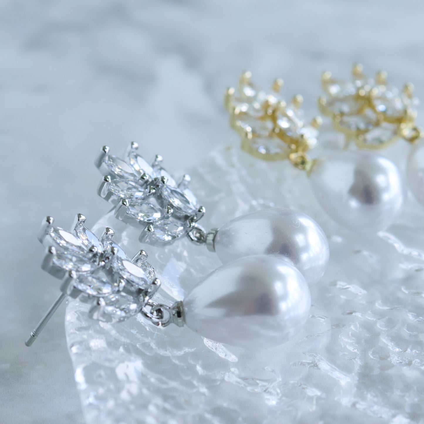 Fiore Pearl Drop Earrings – Silver