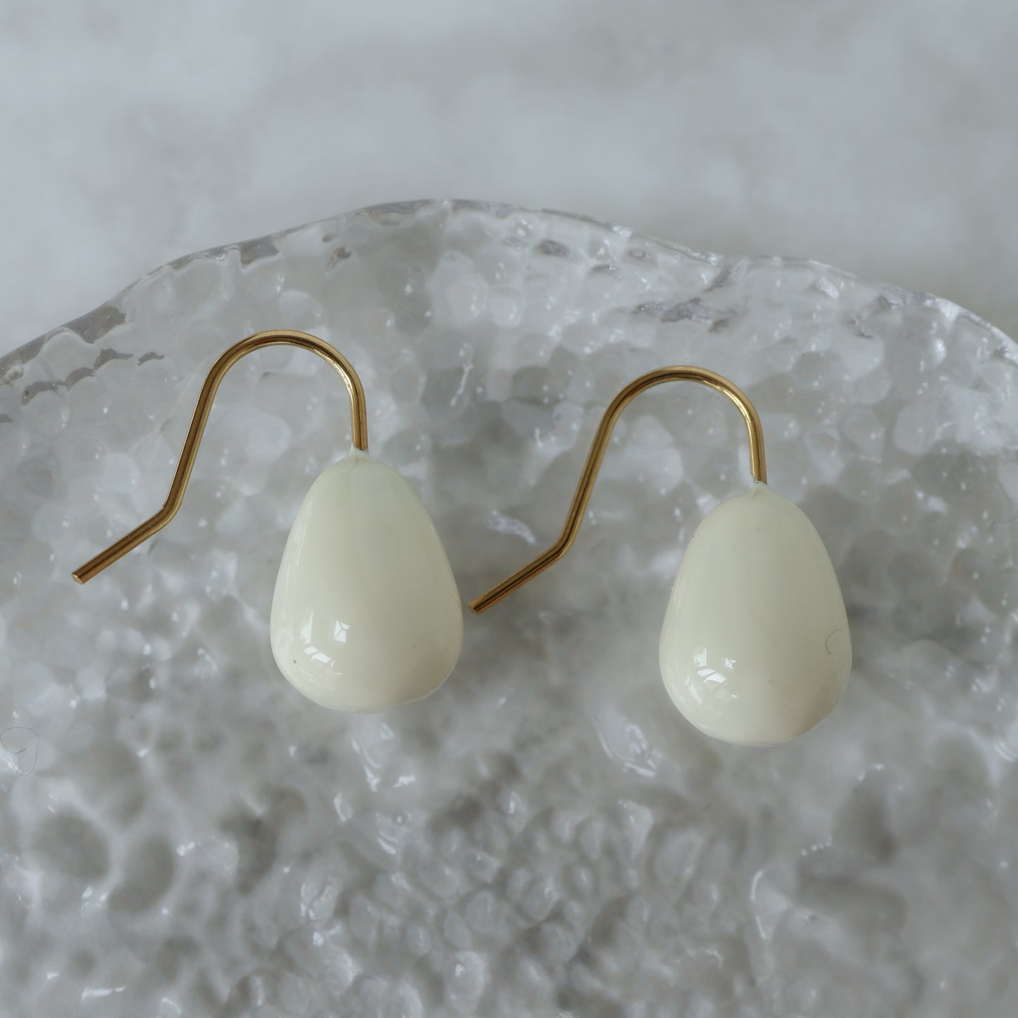 Dew Drop Earrings – Cloud White