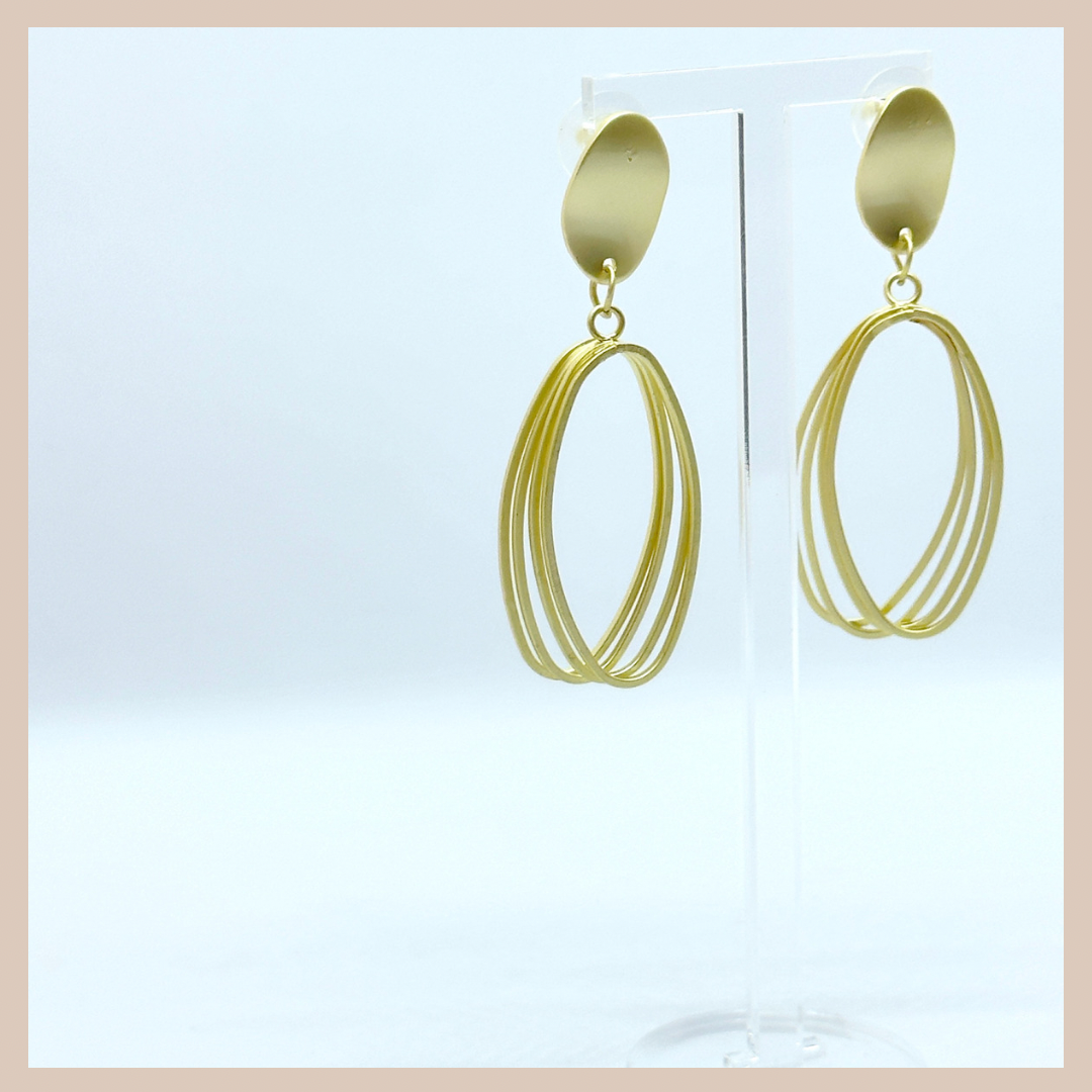 Matte Gold Oval Hoop Earrings