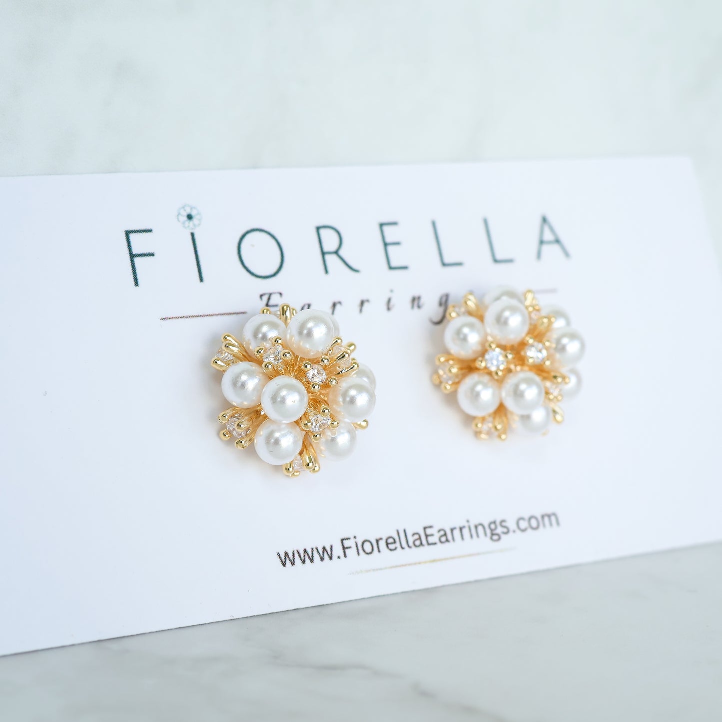 Fiore Pearl Stud Earrings - Gold