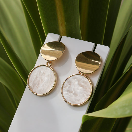 Oyster Glow Gold Statement Earrings