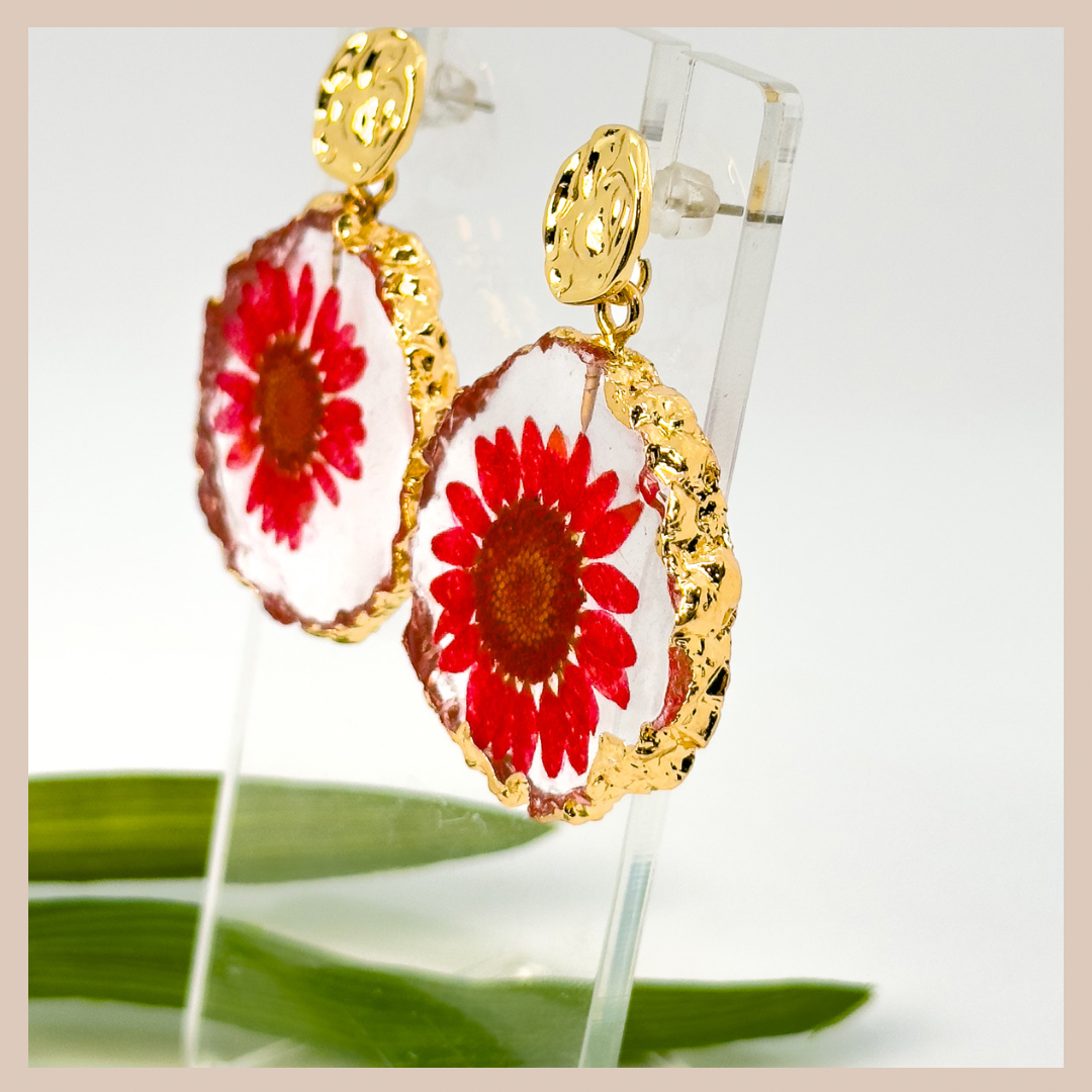 Red Daisy Resin Drops - Botanical