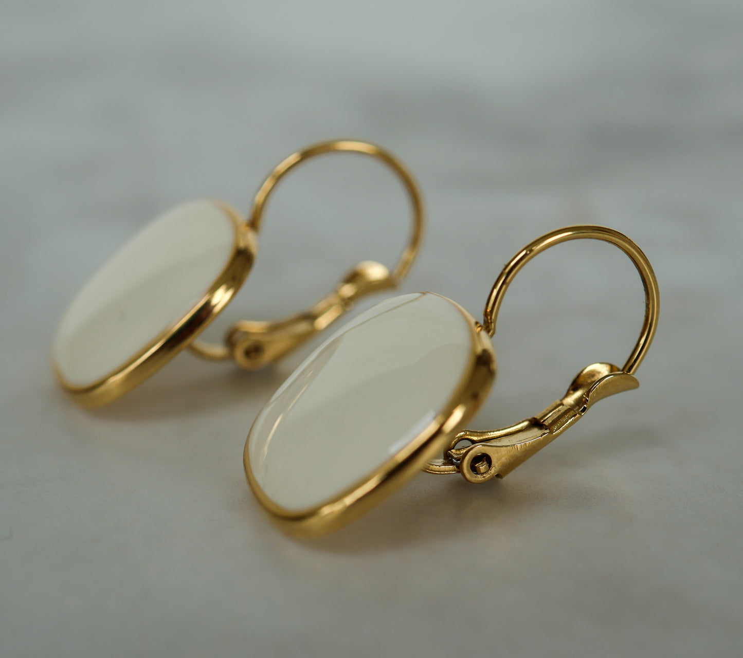 Viva Drop Earrings – Moon White