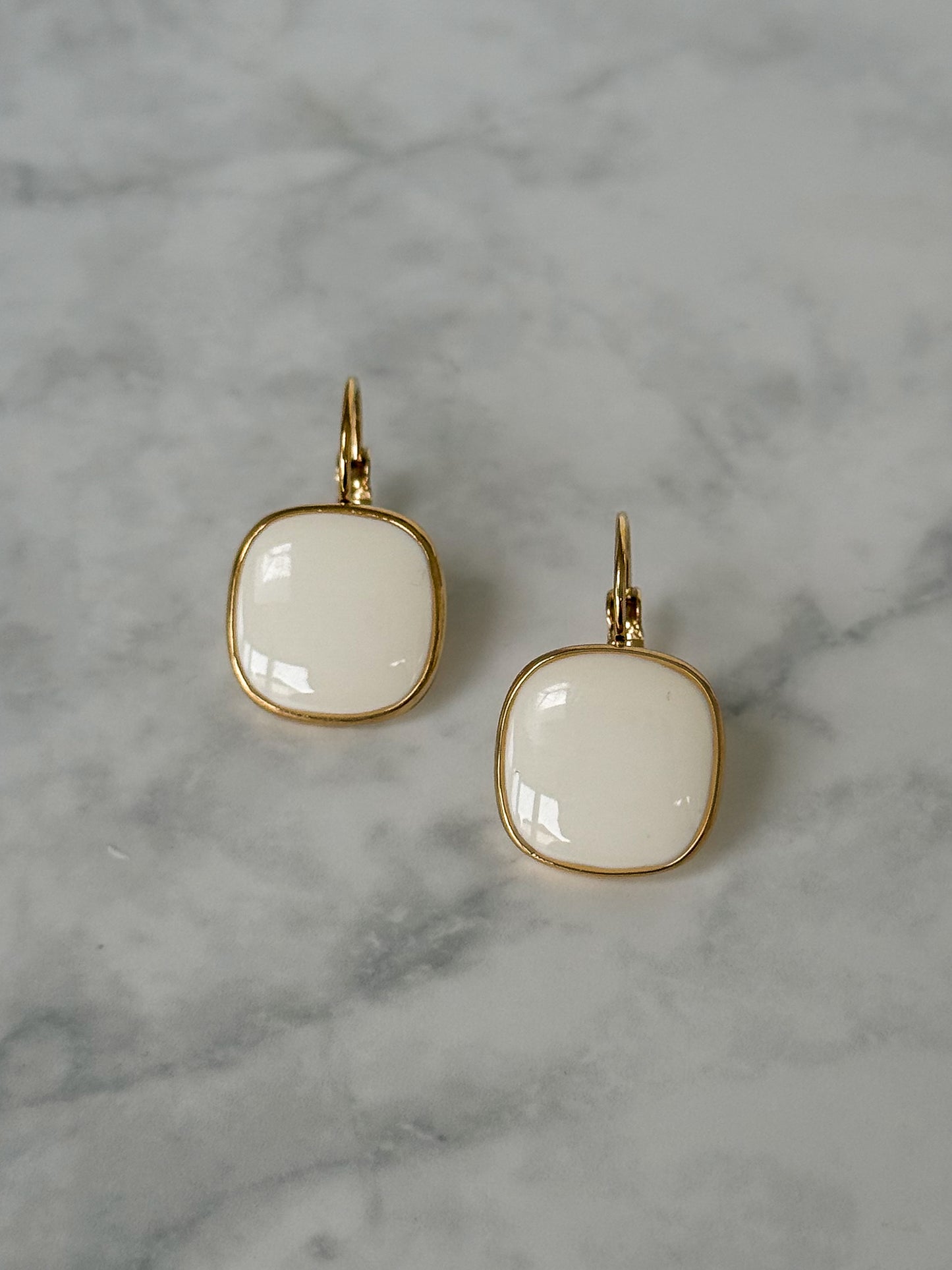 Viva Drop Earrings – Moon White