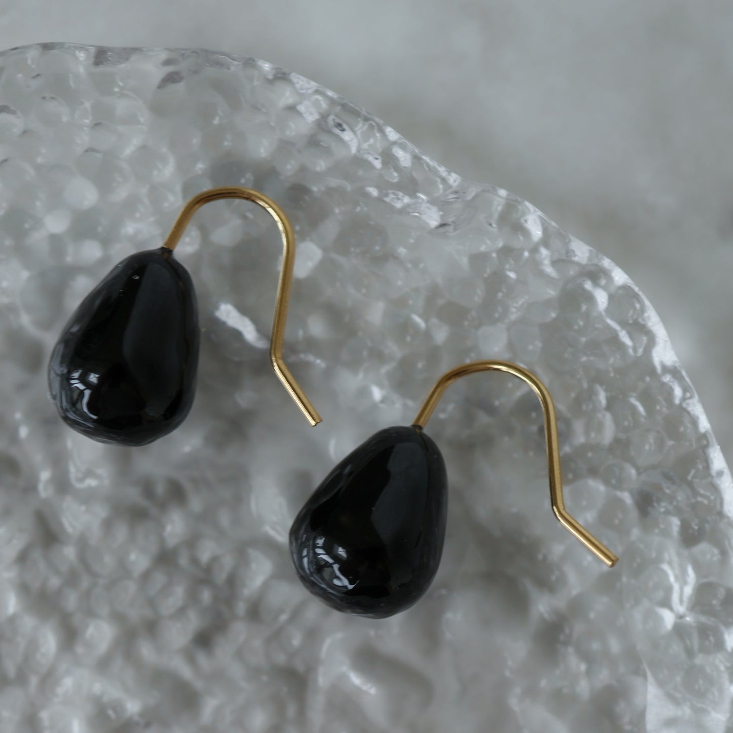 Dew Drop Earrings – Midnight Black