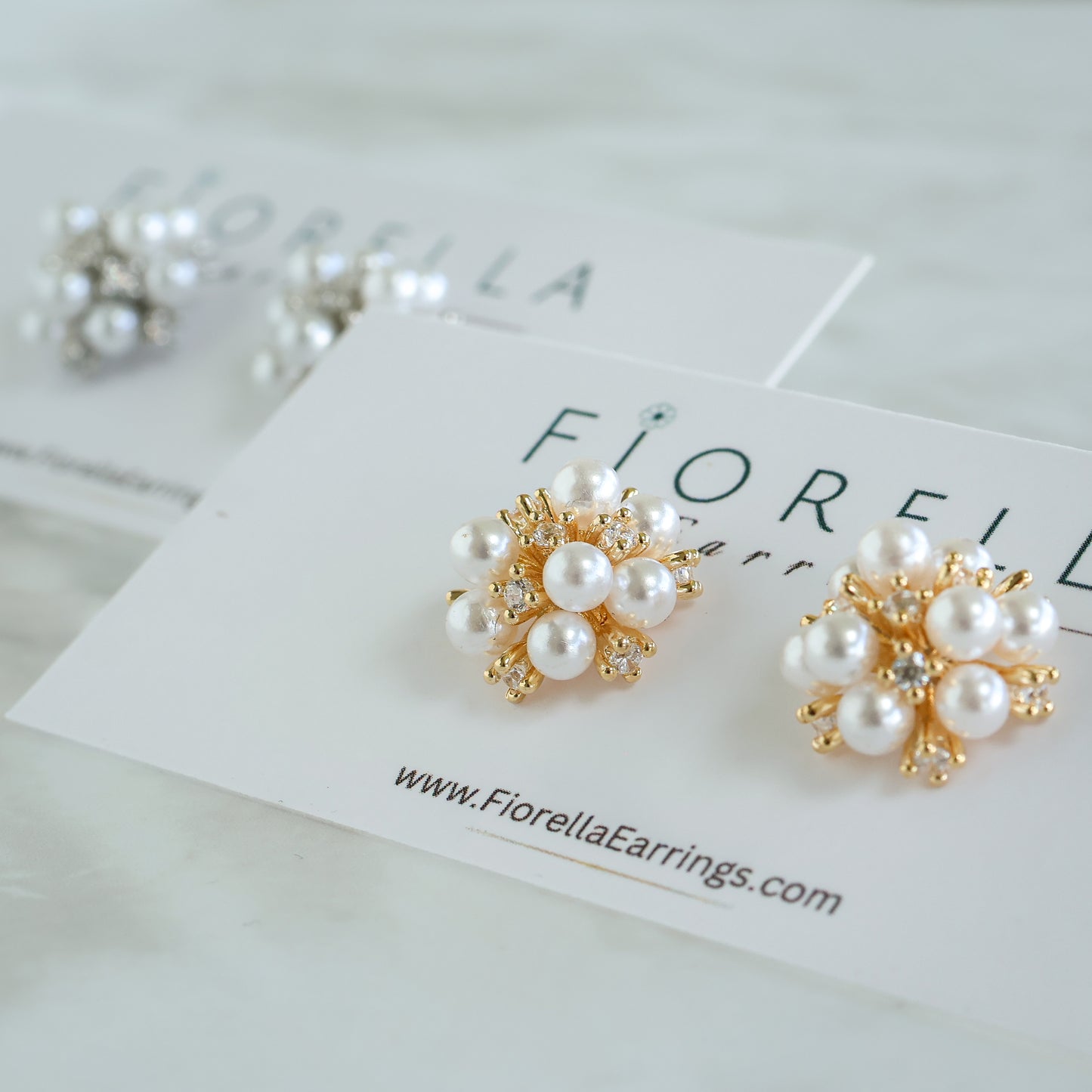 Fiore Pearl Stud Earrings - Silver