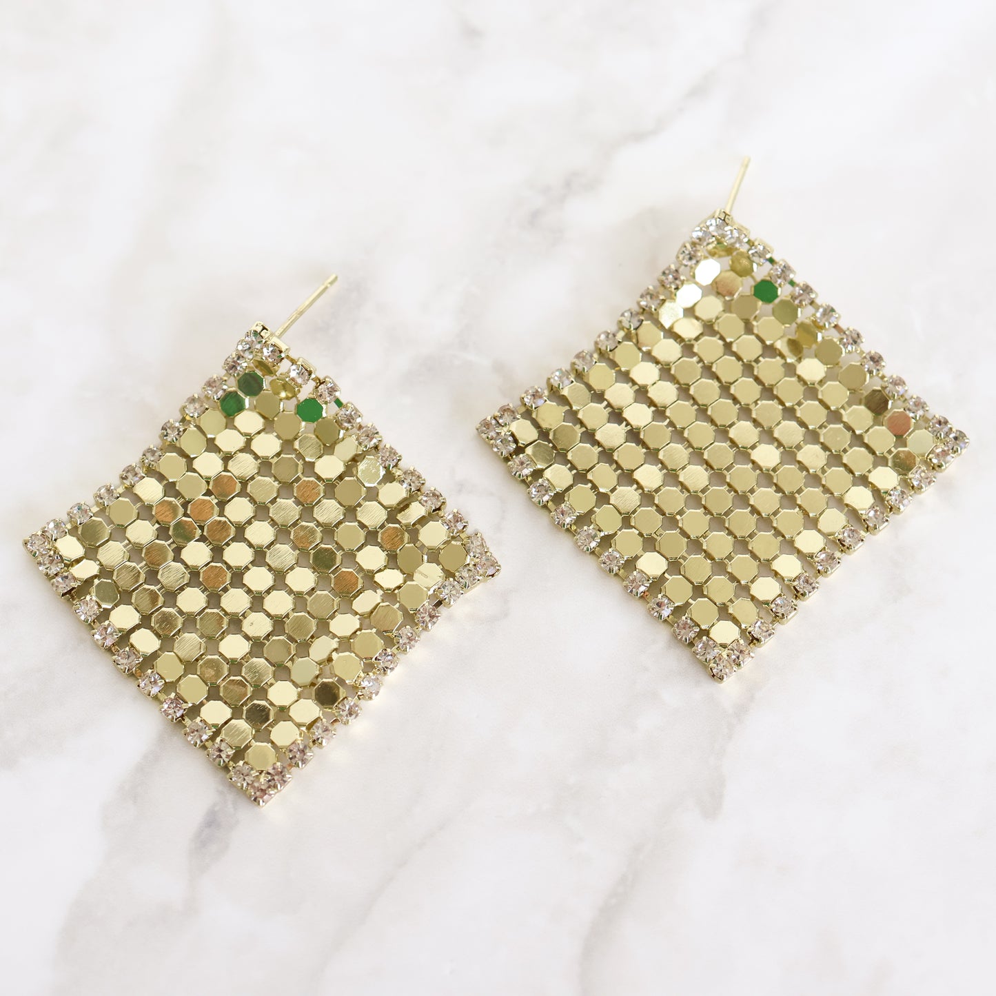Gala Glow Drop Earrings - Gold