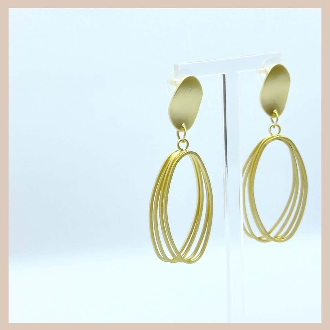 Matte Gold Oval Hoop Earrings