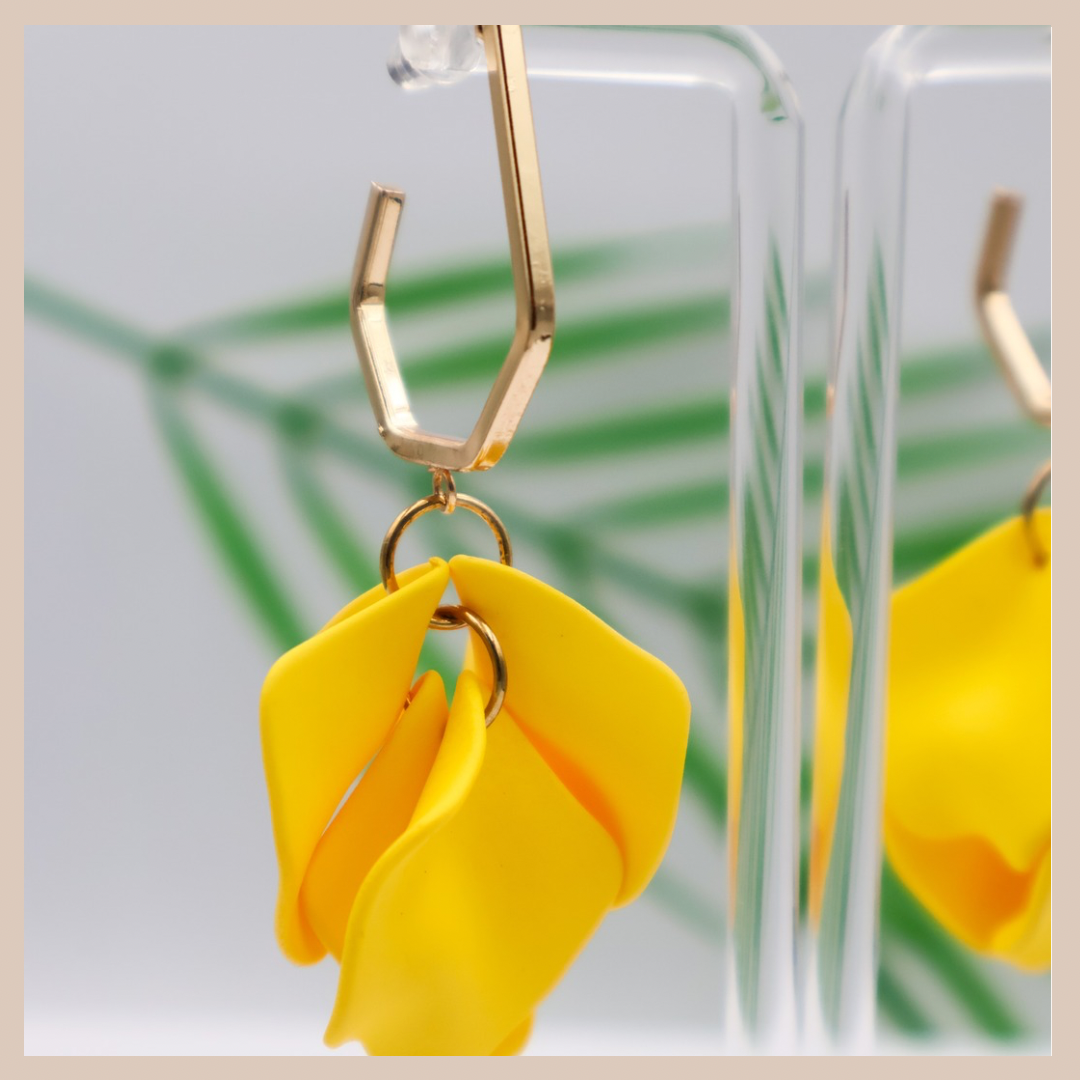 Acrylic Petal Short Drop Earrings - Sunflower Yellow