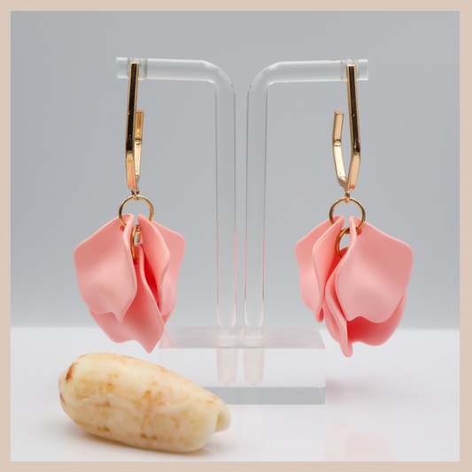 Acrylic Petal Short Drop Earrings - Baby Pink