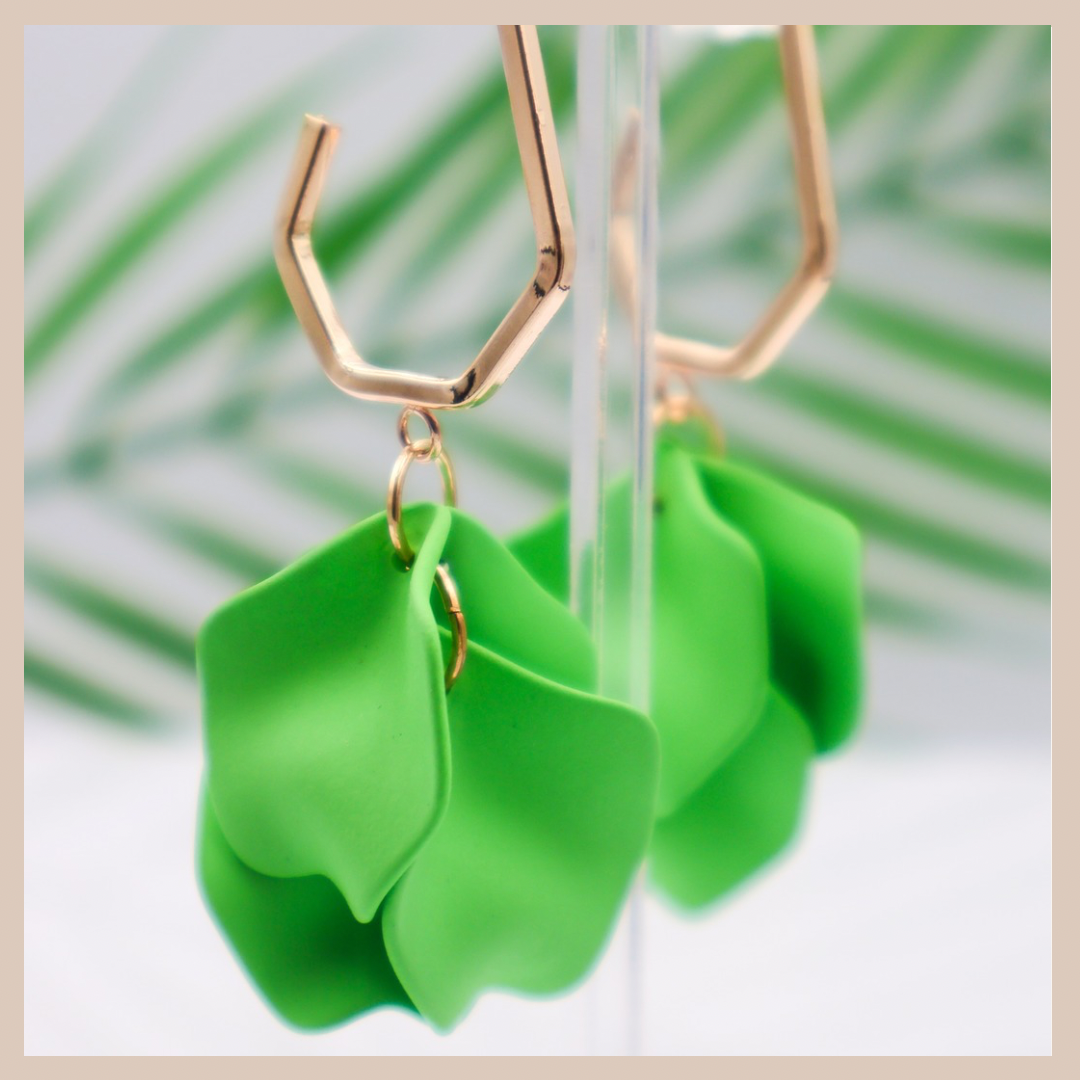 Acrylic Petal Short Drop Earrings - Apple Green