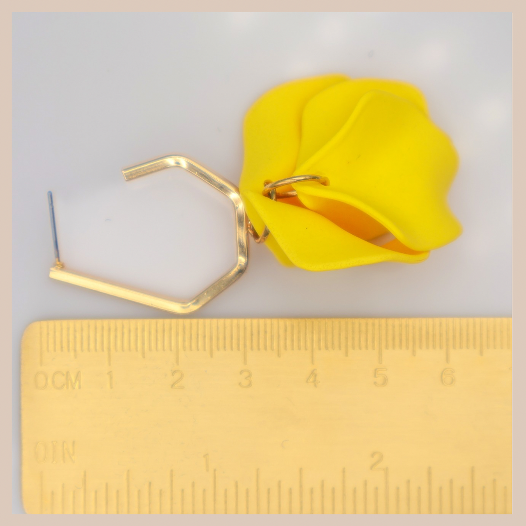 Acrylic Petal Short Drop Earrings - Sunflower Yellow