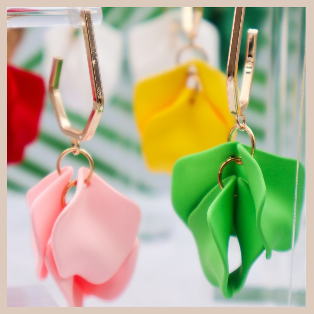 Acrylic Petal Short Drop Earrings - Baby Pink