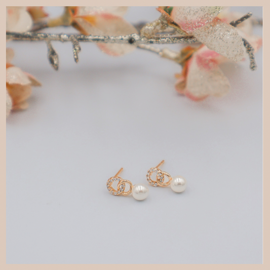 Premium Micro Chain Gold Diamanté & Pearl Stud Earrings