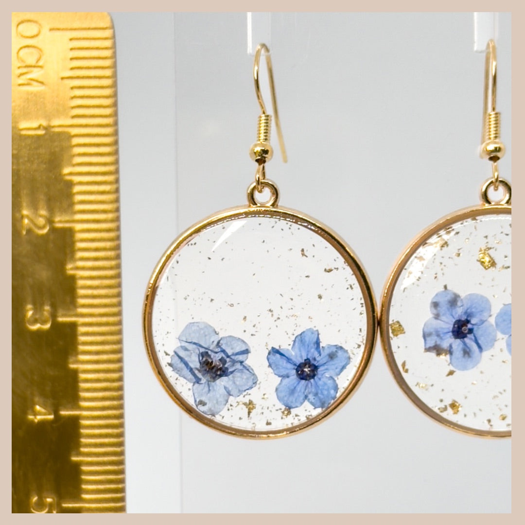 Powder Blue Mini Flowers Circular Resin Drops - Botanical