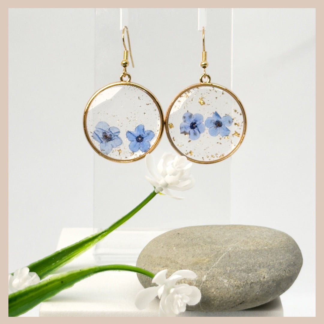 Powder Blue Mini Flowers Circular Resin Drops - Botanical