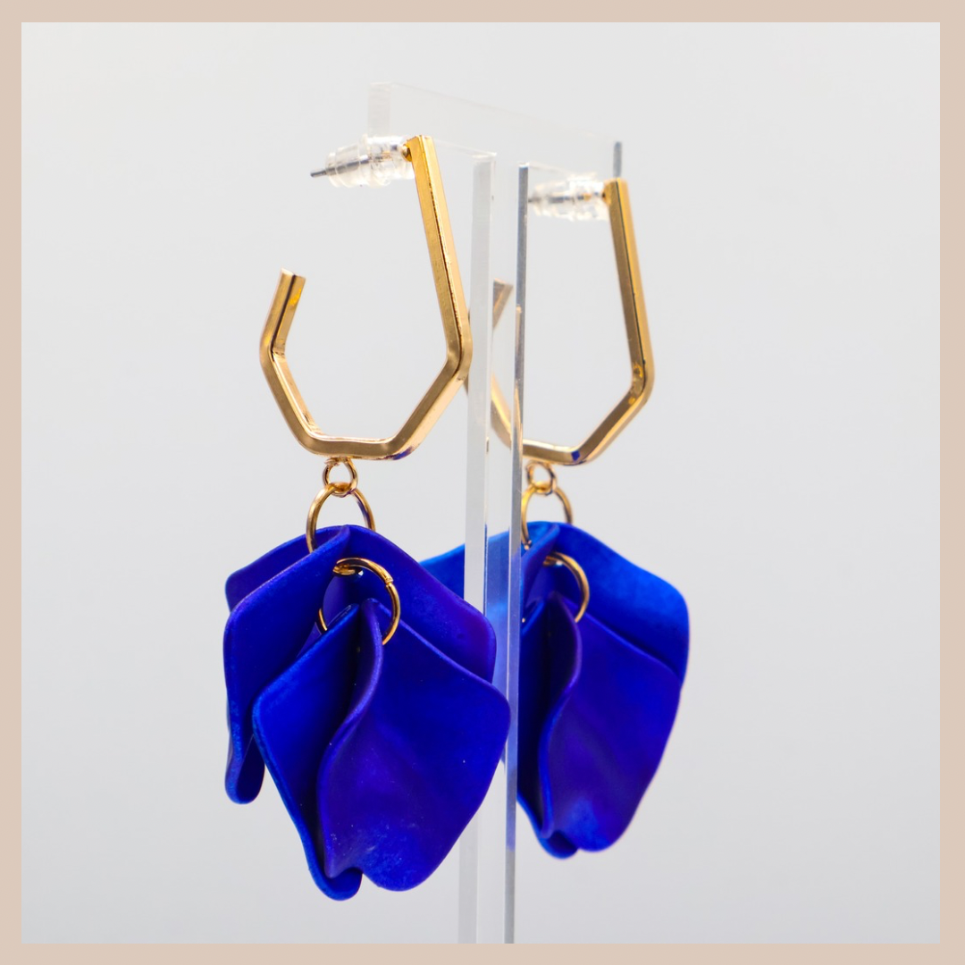 Acrylic Petal Short Drop Earrings - Sapphire