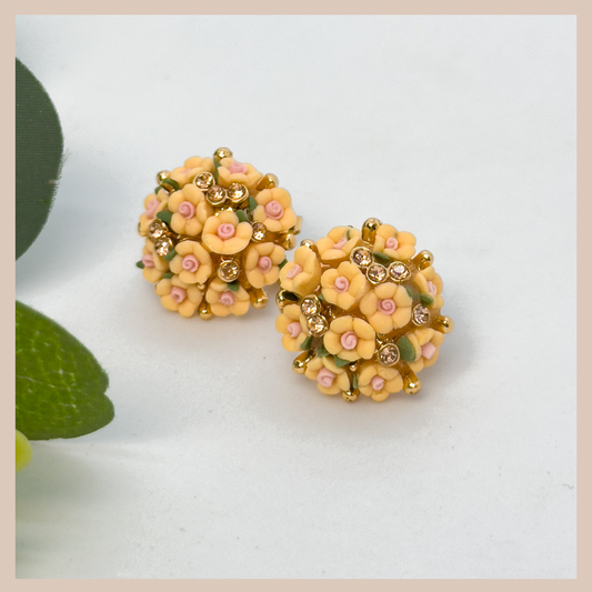 Rosy Posy Stud Earrings - Natural Cream