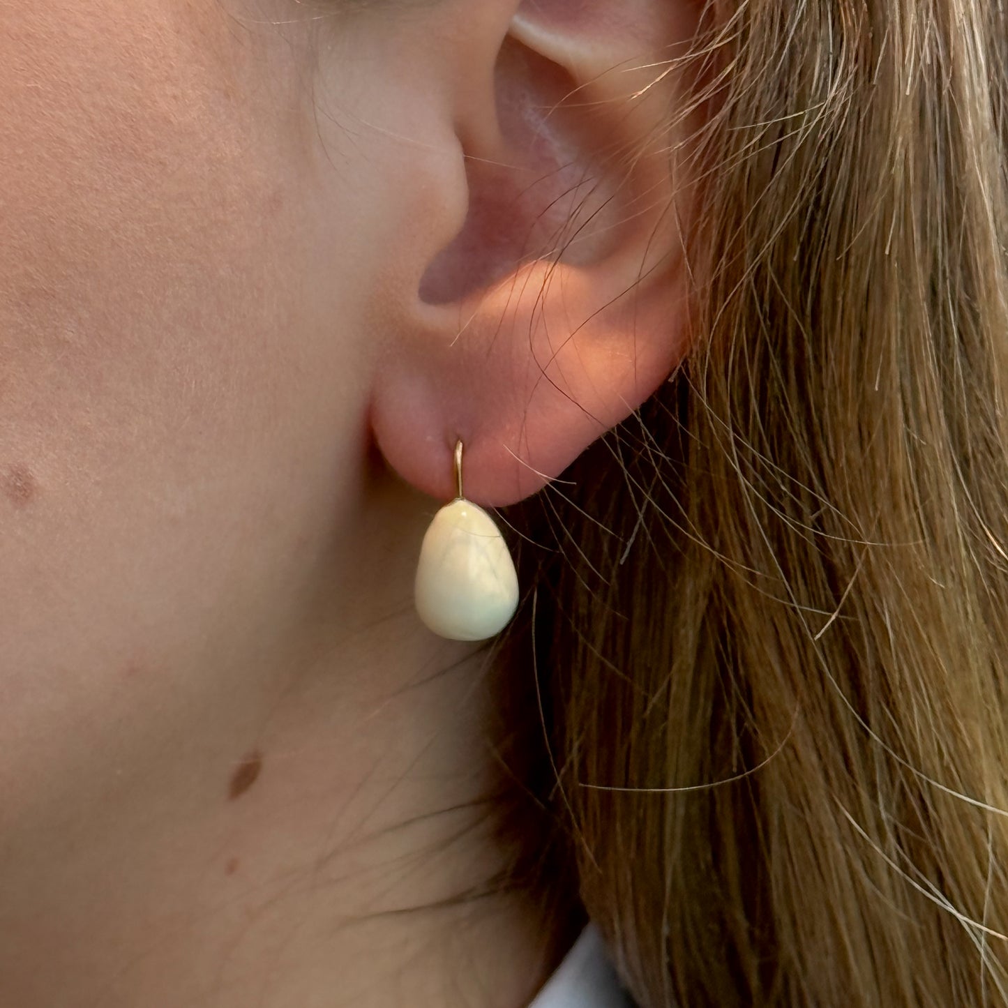 Dew Drop Earrings – Cloud White